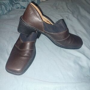 Womens dress shoes